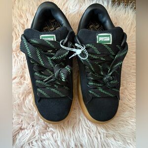 Puma Big Kids Black Suede XL Skate NEW size 6